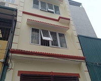 Cho thuê nhà 4 tầng mb 58m2 ở Nguyễn Văn Cừ, Long Biên, ô tô vào nhà