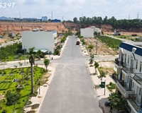 Mặt tiền Nguyễn Hữu Cảnh nhà 1 trệt 2 lầu DT 5x20 , đường 13m Viettin cho vay 70%