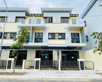 Cần bán nhanh nhà 1 trệt 2 lầu khu nhà ở Ngọc Lễ ,Bình Chuẩn,Thuận An giá chỉ 2.4 tỷ