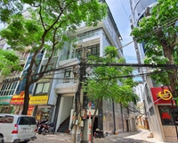 Bán nhà mặt phố Dịch Vọng cầu giấy Lô góc 2 mặt đường ,mặt tiền rộng 60m2 . 11tỷ