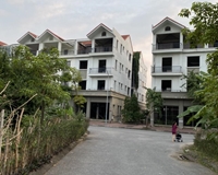 Cho thuê Nhà chia lô KĐT Phú Lương, 2 mặt thoáng, DT 90m2 x 4 tầng, xe công tơ nơ đỗ cửa, hoàn tất xây thô.