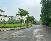 Bán lô góc biệt thự khu B Nam Đầm Vạc, Khai Quang, Vĩnh Yên. Lh: 0986934038