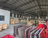 Cho thuê nhà xưởng khuôn viên 3.600 m2 tại CCN Tân Uyên, Bình Dương.