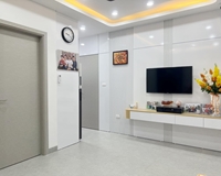 Cần bán căn chung cư phố Minh Khai, 2N2VS, Nội thất đẹp, giá 2 tỷ 800