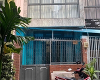 Nhà 2 lầu Huỳnh Văn Bánh, 3 phòng ngủ