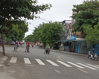 *Bán nhà Lô Góc đường Huỳnh Ngọc Huệ, gần Hà Huy Tập, 162m2 (9x18) chỉ 16,5 Tỷ