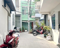 Nhà góc hẻm thông đường Tùng Thiện Vương P12Q8