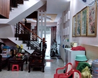 Oto 7 chỗ đỗ cửa hẻm thẳng tắp ,thông thoáng,Phường Phú Thuận Quận 7
