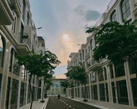 Bán nhà phố Bình Chánh, khu compound sống xanh, khu dân cư sầm uất.