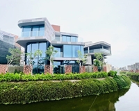 CHÍNH CHỦ - CẦN BÁN Căn Biệt Thự Khu Compound Có Sân Vườn Siêu Đẹp View Sông.