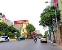 Bán nhà Nguyễn Văn Cừ 228m2, mặt tiền 12m hơn 59 tỷ kinh doanh vỉa hè bất chấp