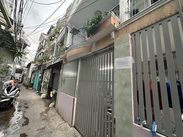 Chủ cần bán nhanh trong tết,hẻm thông,huỳnh tấn phát Phường Phú Thuận,Quận 7