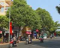 Bán nhà 1 trệt 2 lầu hẻm xe hơi đường Phạm Hồng Thái hướng Tây nam - phường 7