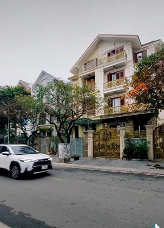 Chính chủ cần bán gấp căn nhà phân lô ngõ 2 Đường Giảng Võ, Nguyễn Thái Học, Hào Nam, Cát Linh, Đốn