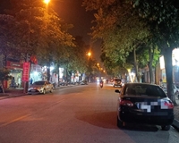 Bá n nhà mặt phố Phạm Khắc Quảng, KĐT Việt Hưng, vỉa hè rộng thênh thang, 4 làn ô tô tránh.