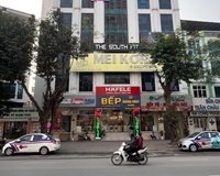 Bán tòa văn phòng 8 tầng, mặt tiền 20m đẹp nhất phố Mễ Trì, Mỹ Đình.
