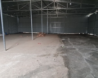 Cho thuê kho xưởng tai Triều Khúc gần Nguyễn Xiển, Hà Nội. Diện tích 400m xe container đỗ cửa xưởng cao 6m, mái chống nóng.