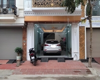 Nhà Đẹp Phân Lô - Ô Tô - Thang Máy Phố Vương Thừa Vũ 45m - 7 Tâng - Giá 9.8 Tỷ