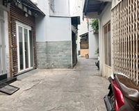 Nhà mới 5 tầng hẻm thông đường Nguyễn Tri Phương P9Q10