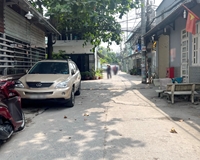 Nhà mới 2 tầng hẻm xe tải đường C4 Phạm Hùng,Bình Hưng, Bình Chánh