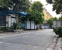 Bán nhà Cổ Linh, Long Biên vỉa hè, trước nhà rộng 3 xe oto tránh 90m, mặt tiền: 5m, 10 tỷ 9