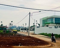 Bán lô đất đối diện quán kfc và khu vui chơi trẻ em tại KDC Phú Lộc.