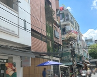 Nhà 2 tầng mặt tiền đường nhánh Trần Phú P7Q5