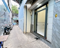 Nhà sát mặt tiền Ngang 3.3 dài 8.3 m đúc 2 tấm Tôn Thất Thuyết Q4

 ngân hàng  cho vay hơn 2,6 tỷ giá có 3 tỷ x