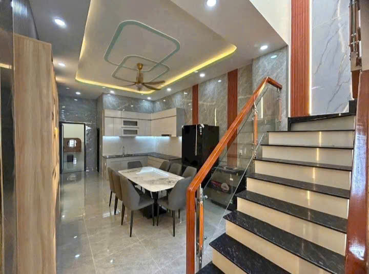 Bán Nhà 2 Tầng BTCT - ( 4,2 x 18 )- Tân Phú , Đường ôtô 8m Cách MT Đ. Tô Hiệu 50m - chỉ 8 Tỷ 