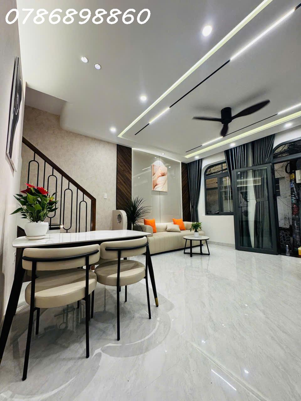 NHÀ MỚI HUỲNH TẤN PHÁT Q7 – FULL NỘI THẤT, 2PN, Ô TÔ GẦN NHÀ, GIÁ CHỈ 4,58 TỶ