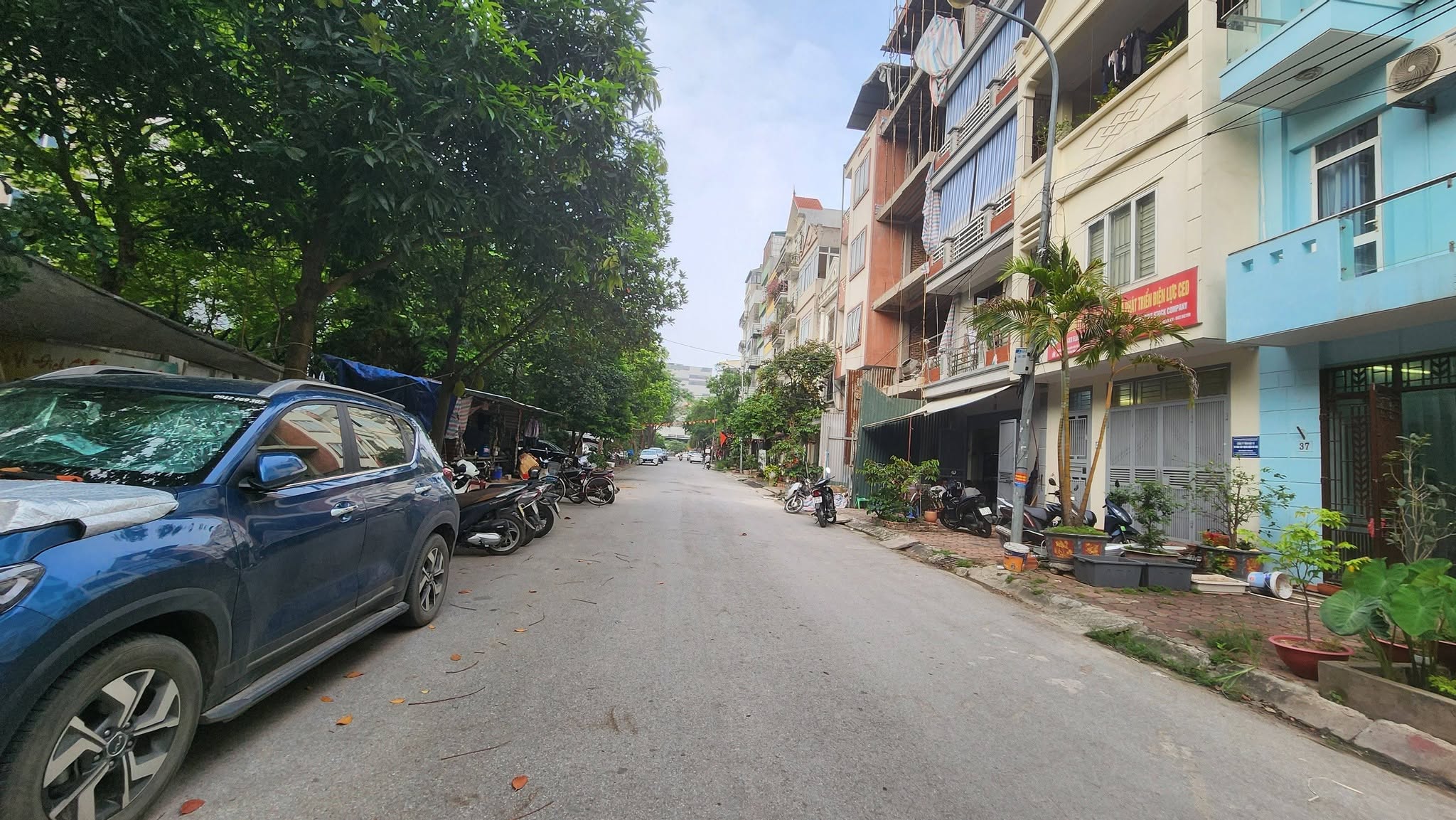 Phúc Đồng 11 tỷ 60m Phân lô ô tô đỗ cửay,sổ đỏ Long Biên