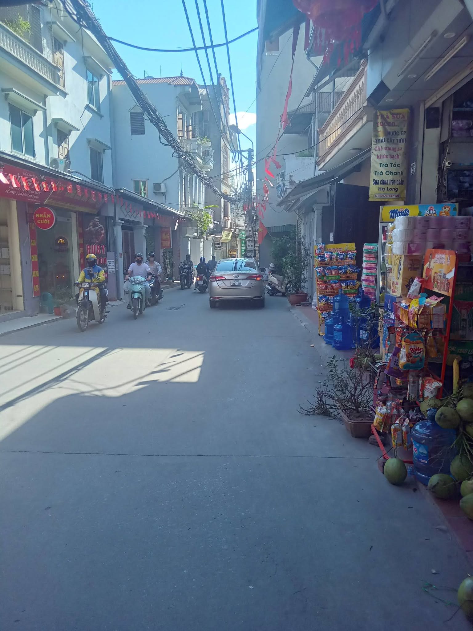 Nguyễn Văn Cừ Long Biên 10 tỷ 60m ô tô qua nhà gần công viên