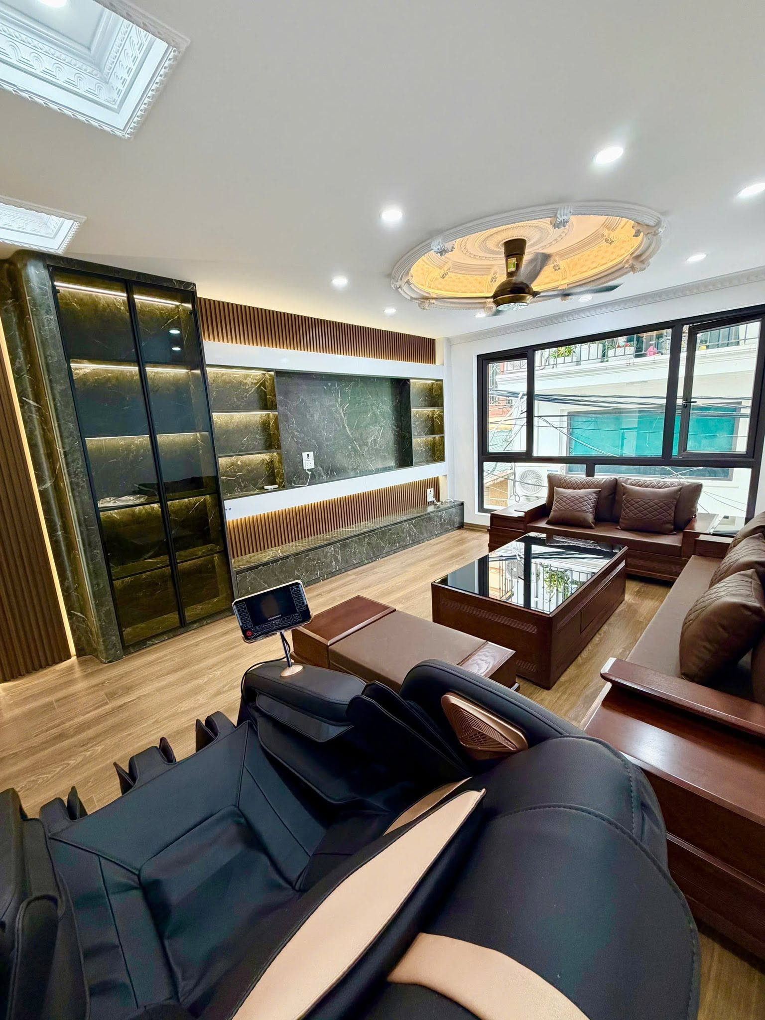 Tư Đình Long Biên 9 tỷ 55m ngõ ô tô,gần phố,sổ đỏ vuông cần bán nhanh