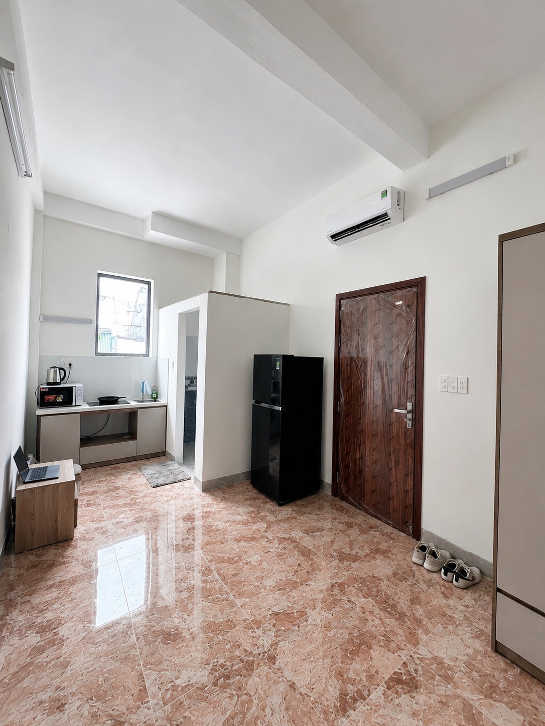 ►  Thẳng 30m ra MT Núi Thành, 86m2, ngang 7.5m, 4 tầng, 12 phòng, dòng tiền 45tr