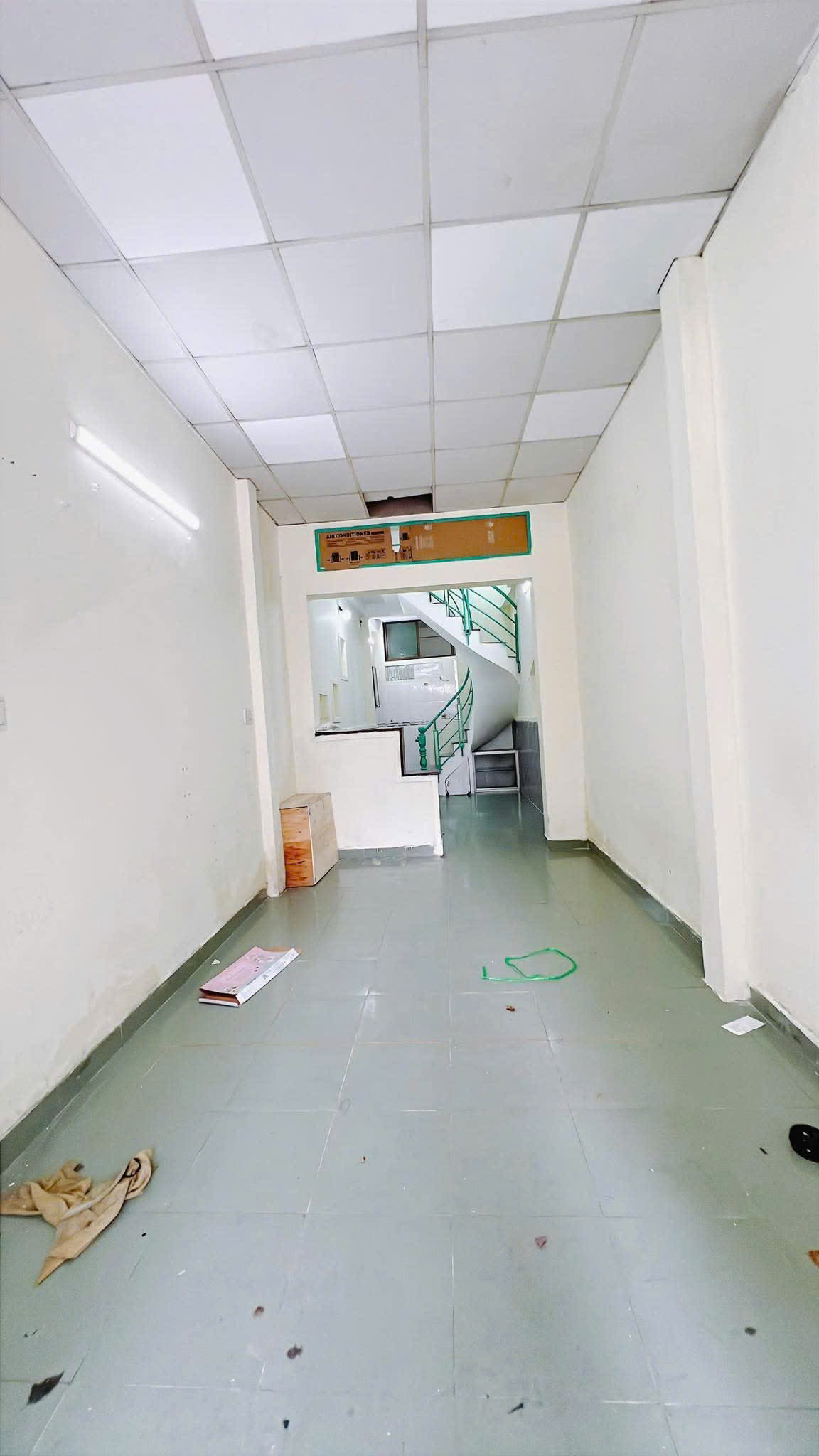 bán nhà mặt tiền kinh doanh khánh hội q4 
Ngang 3 x 13 - 5 tấm