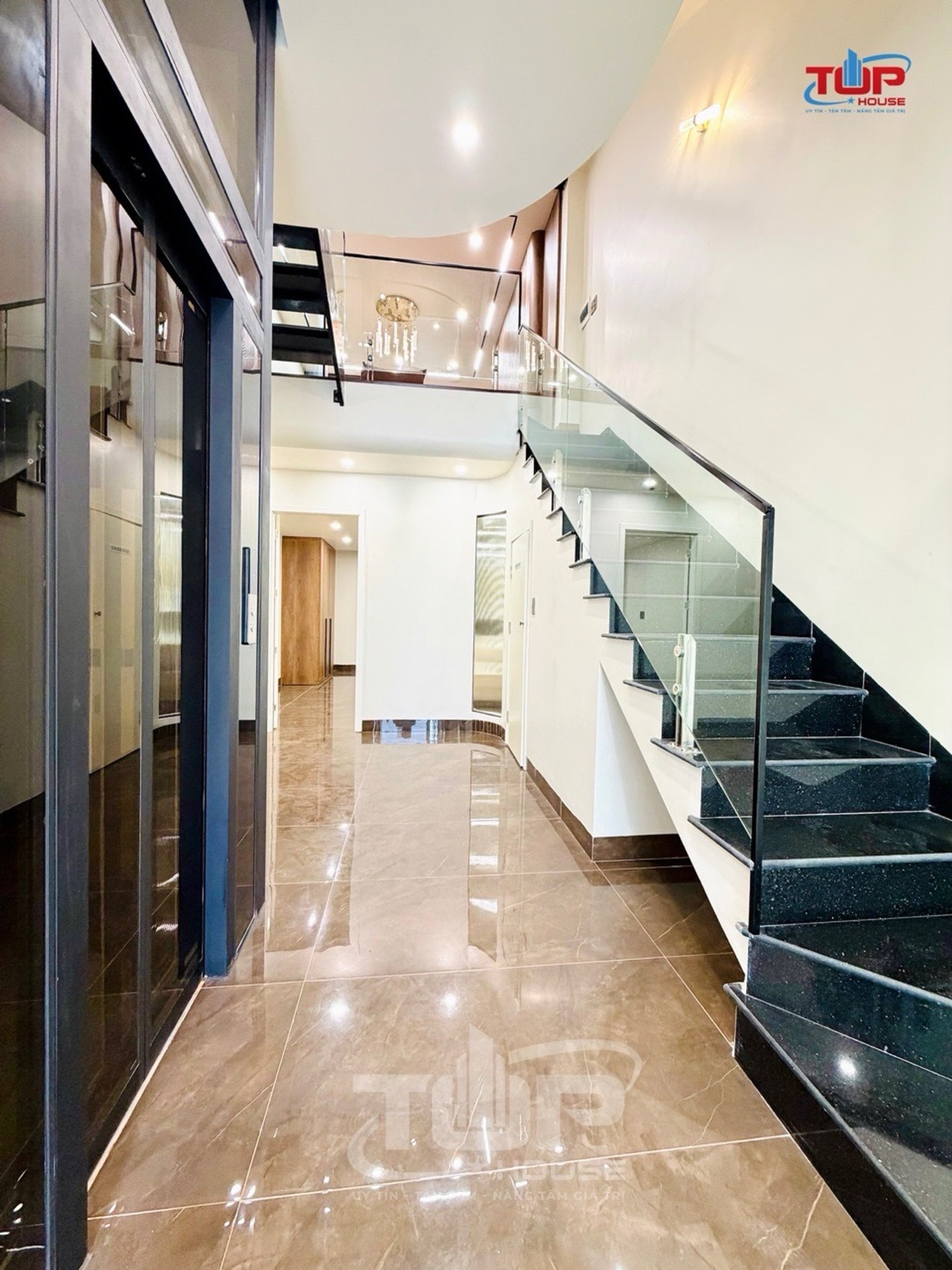 Mini Villa 5 tầng độc lập khu Thiên Lôi – An Biên