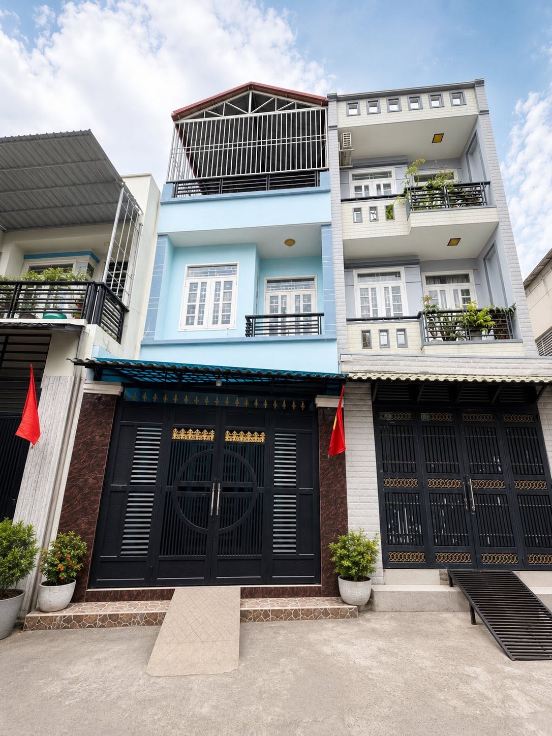 Bán nhà gần Aeon Tân Phú hẻm 6m, 55m2, 3 tầng, giá chỉ 5.x tỷ