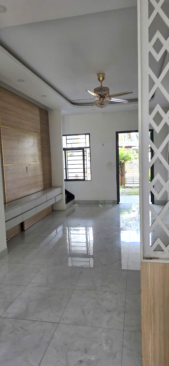 Bán Nhà Mặt Tiền Thăng Long Home Hưng Phú Thủ Đức 138m² – Dòng Tiền 17 Triệu/Tháng – Chỉ 12.7 Tỷ