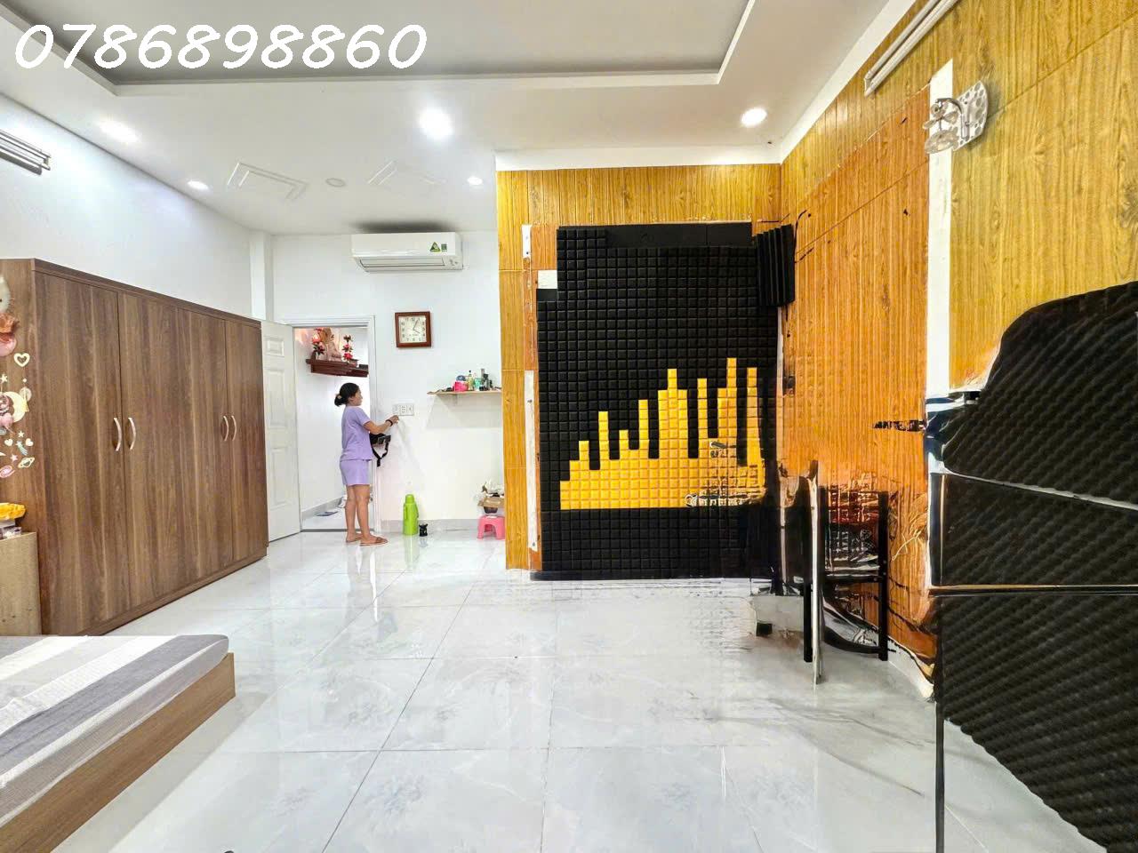 BÁN GẤP NHÀ 2 TẦNG HẺM 861 TRẦN XUÂN SOẠN – PHƯỜNG TÂN HƯNG, QUẬN 7