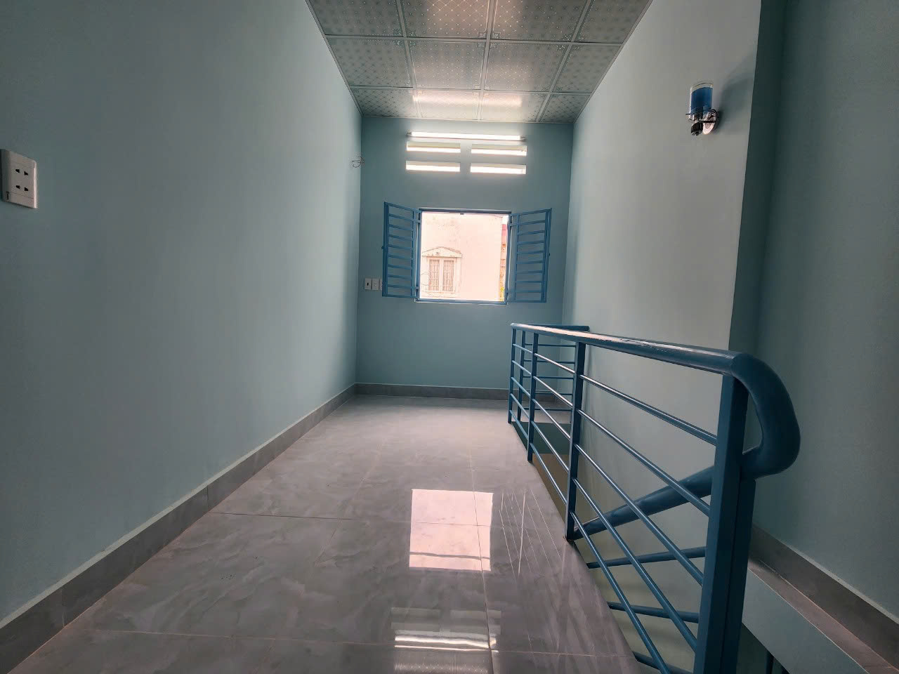 Chính chủ cho thuê nhà mới, đẹp 1 trệt 1 lửng, 2 WC gần mặt tiền Phan Huy Ích, Gò Vấp