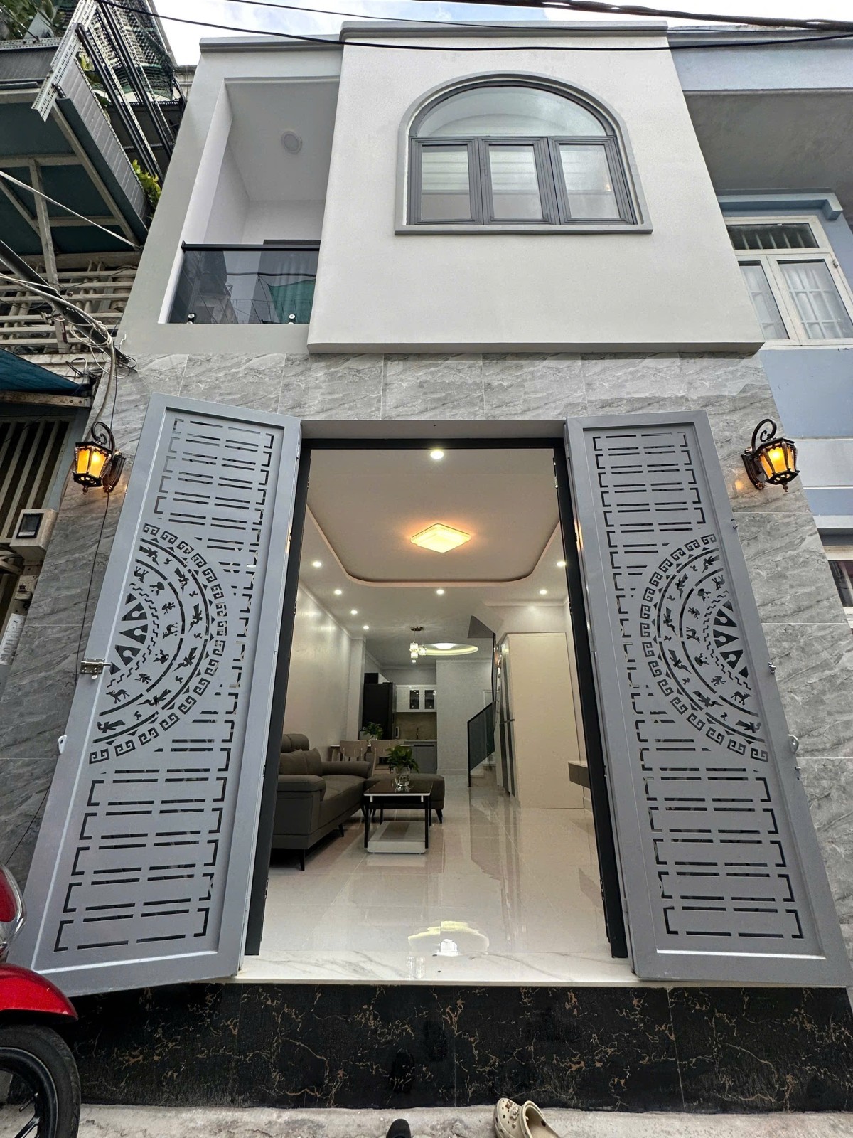 🏡💥CỰC PHẨM BÌNH TÂN, SÁT MT, ĐẸP LUNG LINH, FULL NỘI THÂT, HXH, 43M2, 2 TẦNG, CHỈ NHỈNH 4 TỶÍ