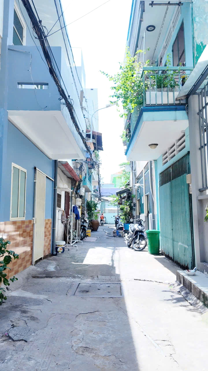 Nhà 3 lầu hẻm 115 Hưng Phú -P8-Q8,  Giá : 7.2 Tỉ (TL)