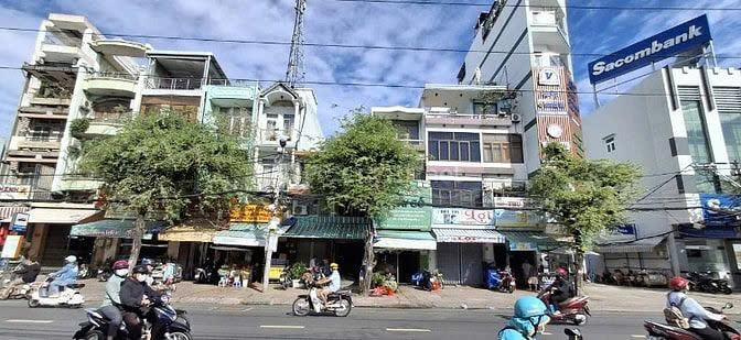 Cho thuê nhà nguyên căn mặt tiền,2 mặt thoáng, đối diện chợ Minh Phụng,Phường 9, Q 6 cũ