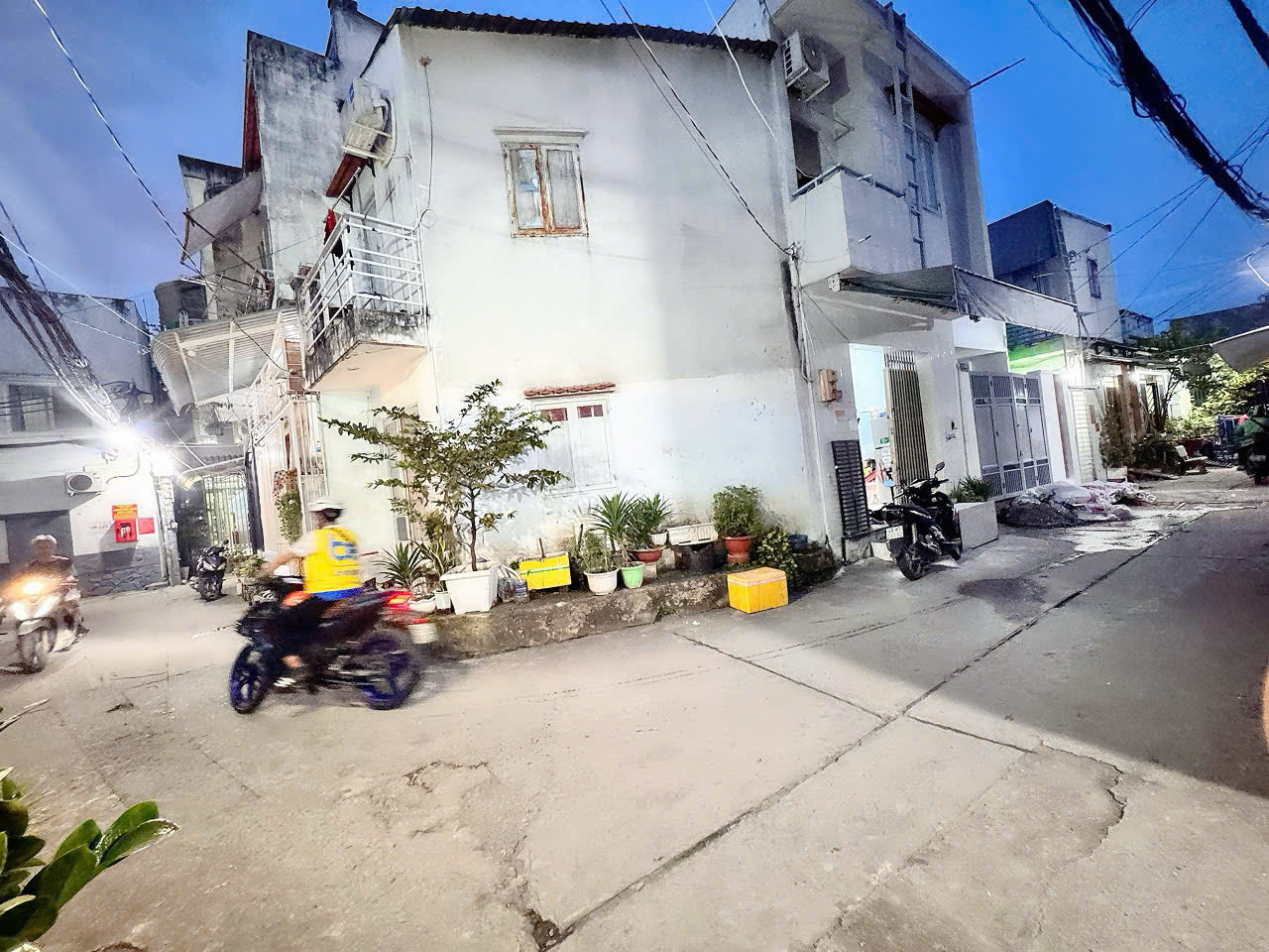 HIẾM NGANG 5M*12M - HXH 7M Đ.LÊ VĂN LƯƠNG, P.TÂN HƯNG, Q7 - CHÍNH CHỦ 1 ĐỜI - KHU DÂN TRÍ THỨC CAO* LIÊN HỆ GIANG GIANG: 093.86.76.685