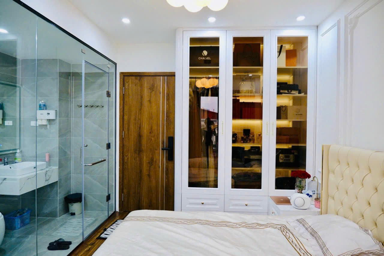 🔥 NHÀ ĐẸP PHÚC LỢI   35M² x 5 TẦNG  THANG MÁY  FULL NỘI THẤT  GIÁ 8,X TỶ