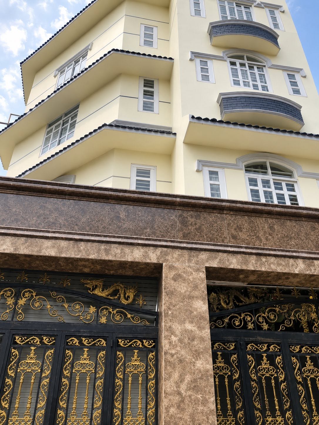 CHỈ 13 TỈ (TL) - SIÊU PHẨM ZÒNG TIỀN 70 TR/THÁNG - 122M² NGANG 8M - CẠNH ĐẦM SEN