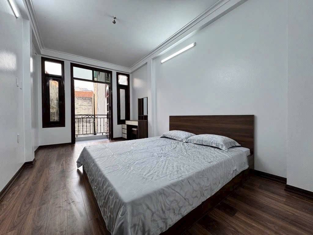 NHÀ MỚI- PHỐ TRƯỜNG LÂM VIỆT HƯNG - GARA Ô TÔ- THANG MÁY- 53m2. MT7,5 M - 7TẦNG