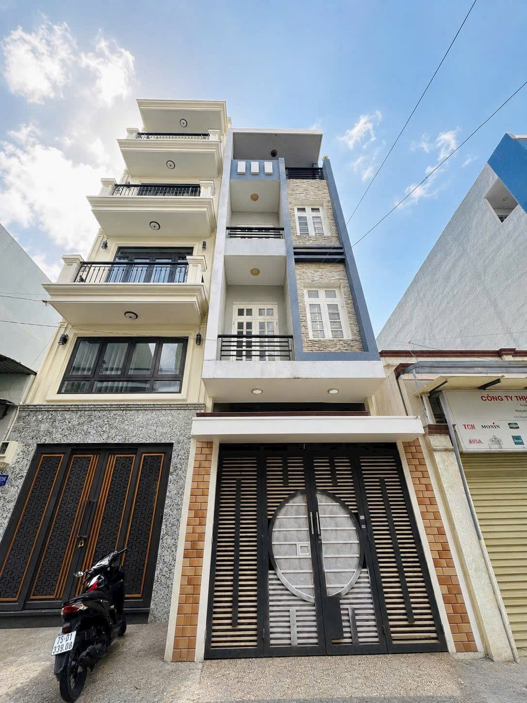 Đường Nhựa 8m  Ngay Luỹ  Bán  Bích 64m2  4 Tầng  Kiên Cố Dòng Tiền 240Tr/Năm Nhỉnh 6 Tỷ