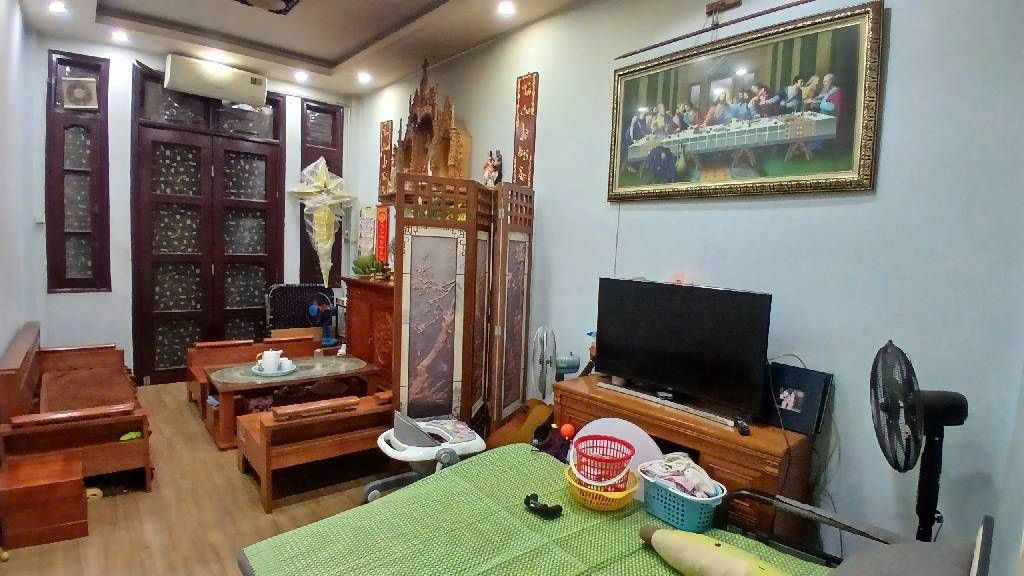 CHÍNH CHỦ CẦN BÁN NHÀ 3 TẦNG – NGÕ 122 PHỐ KIM GIANG giao thông thuận tiện kết nối Nguyễn Xiển – Vành đai 3 – Linh Đàm.