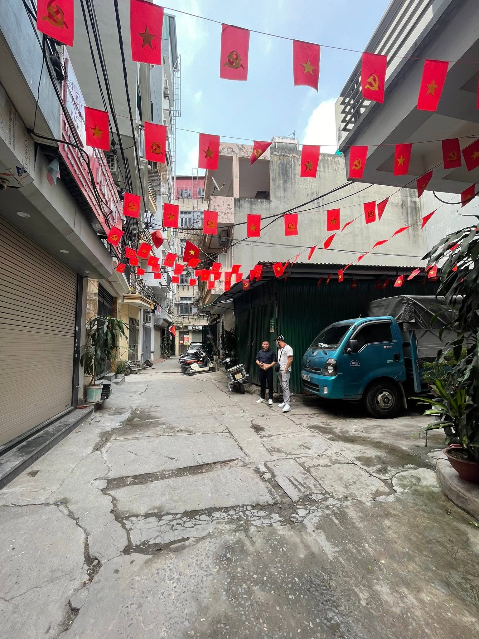 Hoàng Như Tiếp Long Biên 10 tỷ 50m,ô tô đỗ cửa,gần phố